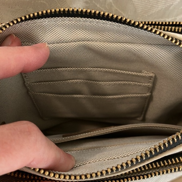 Fossil Campbell Sling Bag in Metallic Gold EUC - Picture 10 of 12